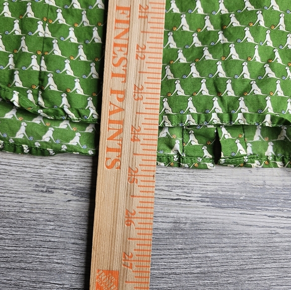 Talbots Women's Button Down Shirt Size 6 Green Dog With Ball Pattern - Picture 6 of 8